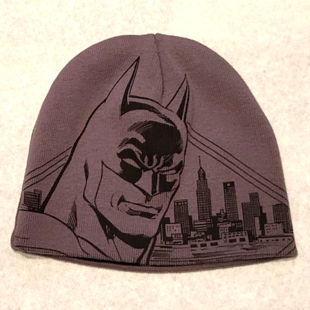 Reversible Batman toque